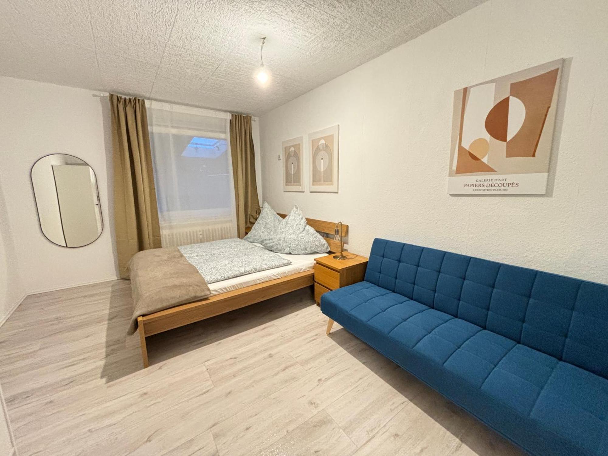 140Qm - 4 Zimmer- Parkplatz - Autobahn - Blauer See - Mallibase Apartments Garbsen Eksteriør bilde